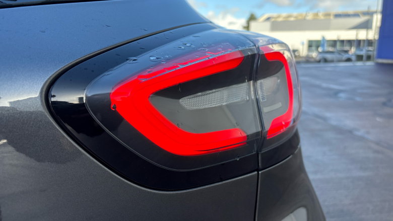 Ford Puma 1.0 EcoBoost Hybrid mHEV Titanium 5dr DCT Petrol Hatchback